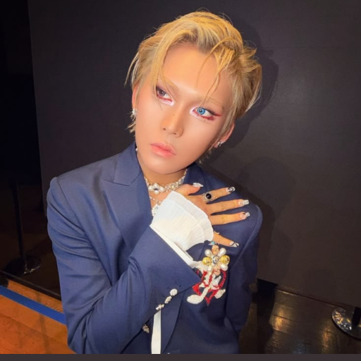 Hyun gallery image
