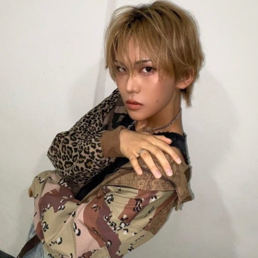Hyun gallery image