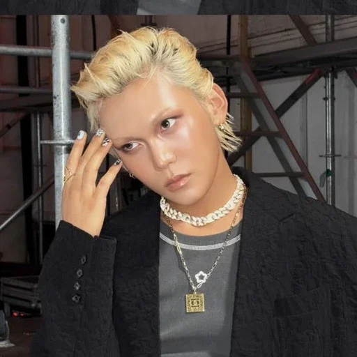 Hyun gallery image