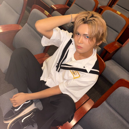 Hyun gallery image