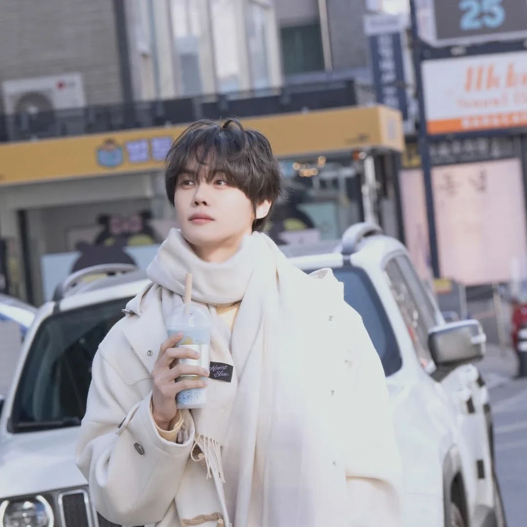 Kim Gyuvin gallery image