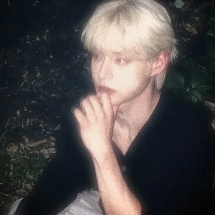 Kim Jiwoong gallery image