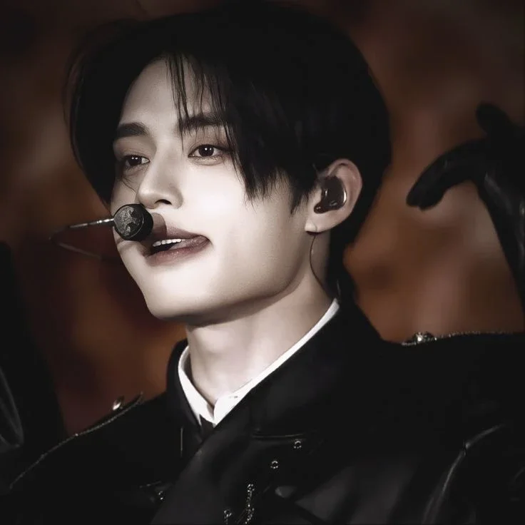 Kim Jiwoong gallery image
