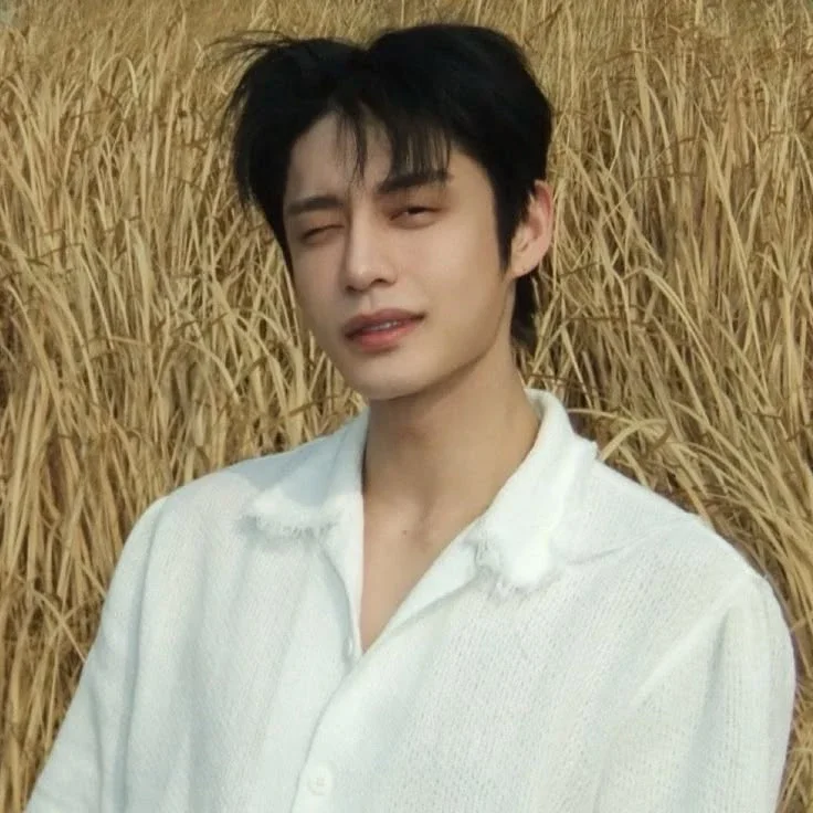 Kim Jiwoong gallery image
