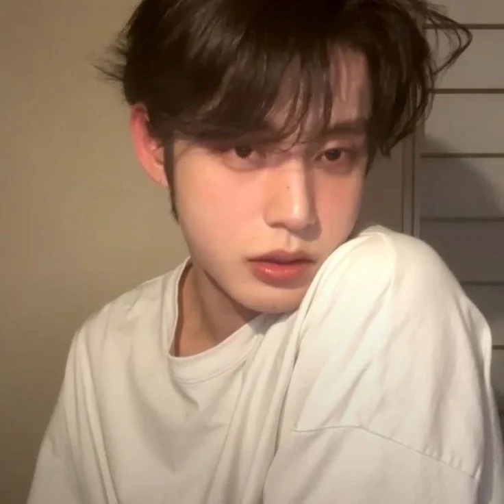 Kim Jiwoong gallery image