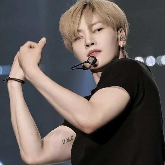Seok Matthew gallery image