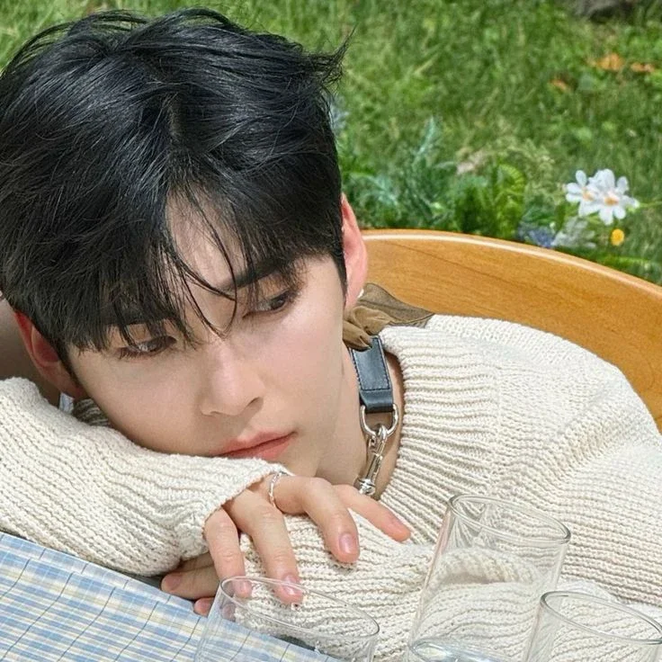 Imagen de la galería de Sung Hanbin