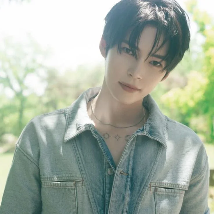 Imagen de la galería de Sung Hanbin