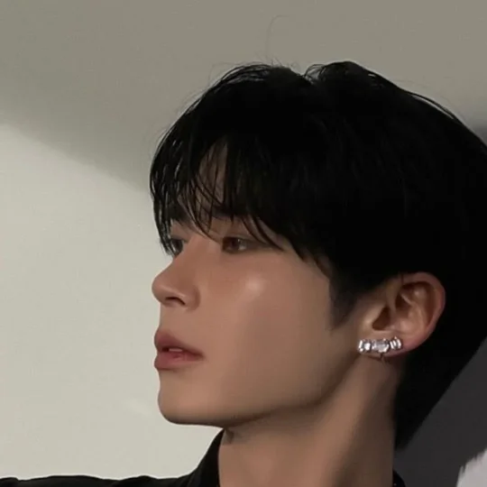 Sung Hanbin